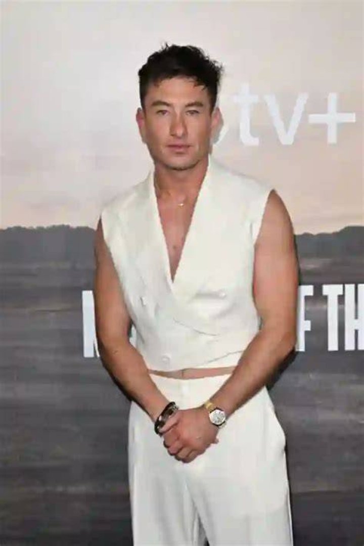 15 Sexy Pics Of Barry Keoghan, Jacob Elordi's Lover In Saltburn