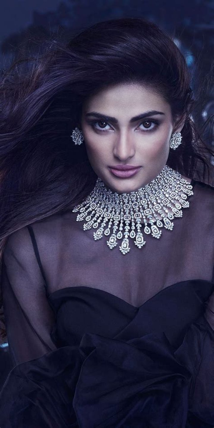 21 best images about Athiya Shetty on Pinterest Katrina kaif, Harpers