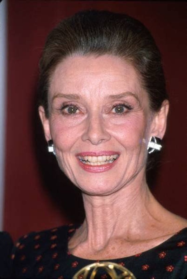 44 Rare Photos of Audrey Hepburn That Proves She Was Truly One of a