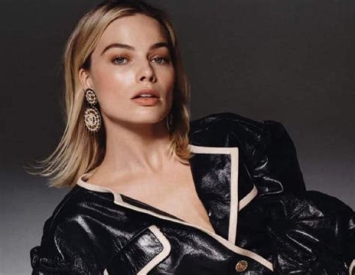 50 Hot And Sexy Margot Robbie Photos 12thBlog