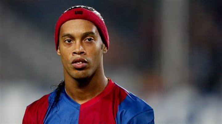 9 former football stars that declared bankruptcy Ronaldinho, Riise...