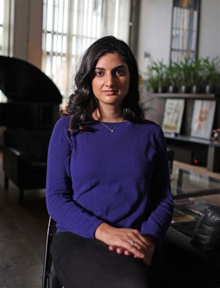 9D4A9272KashmiraBulsara&mdash;sister Rogan Productions