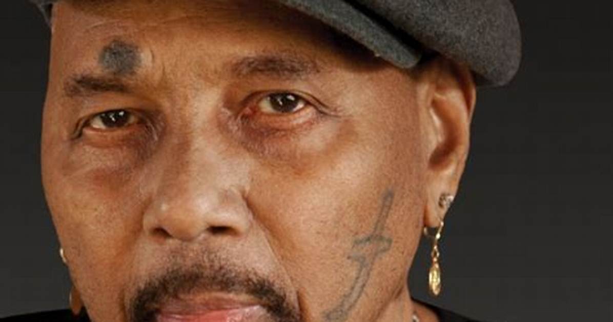 Aaron Neville