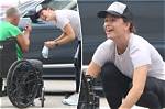 Actress Jennifer Garner Offers Homeless Man in Wheelchair Her Shoes, Puts Socks on His Feet