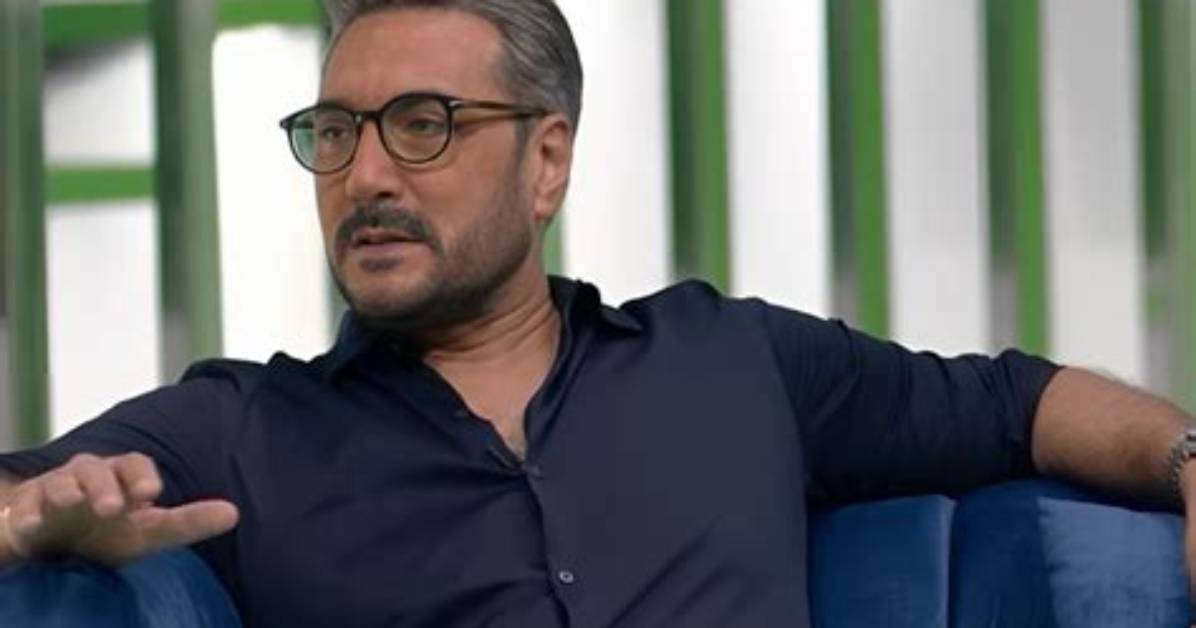 Adnan Siddiqui Pays a Reverence to the Pak Army with His Flute