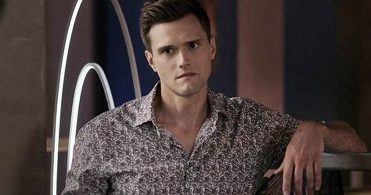 After Hartley Sawyer Was Fired from 'The Flash,' Was Ralph Dibny Killed off? Yes and No