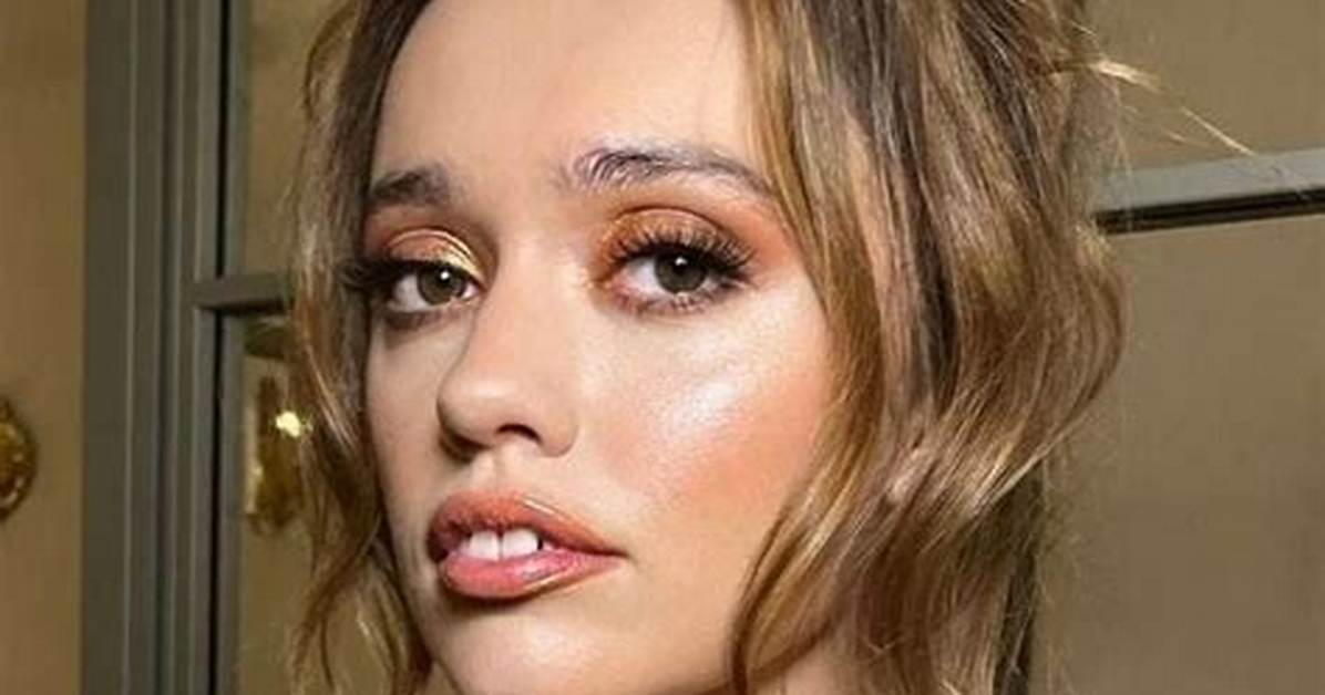 Aimee Lou Wood – Biography, Facts & Life Story