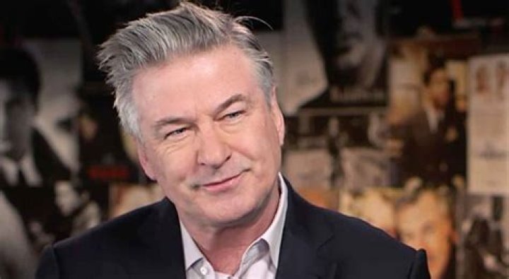 Alec Baldwin Bio, Net worth, Height, Weight, Girlfriend, Affair