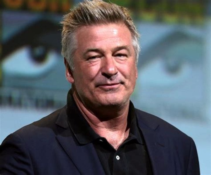 Alec Baldwin Biography, Height & Life Story Super Stars Bio