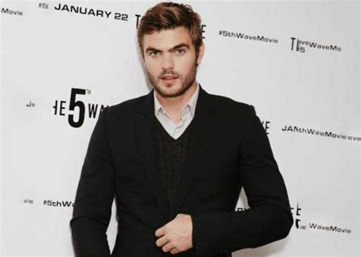 Alex Roe Is Reportedly Engaged to His SoontoBe Wife Monica