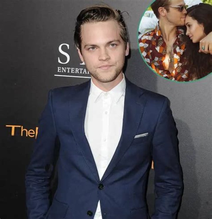Alexander Calvert Age 28, Parents Calls Girlfriend "Wife" Married?