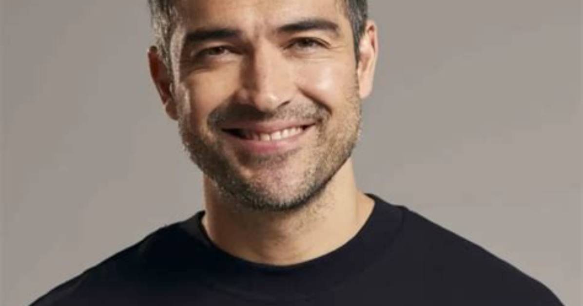 Alfonso Herrera | Bio, Age, Net Worth, Relationship, Career