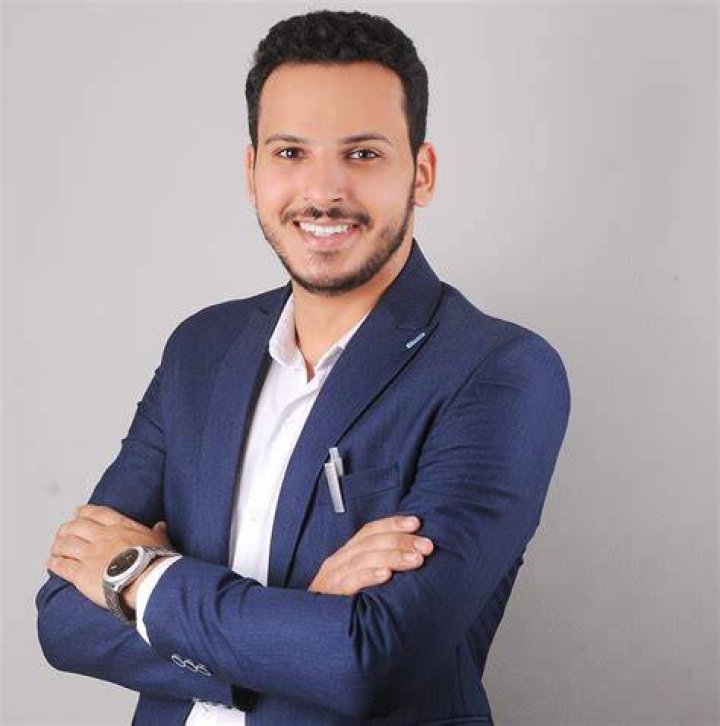 &rlm;Ali Hamdy Saleh Ali Hamdy Saleh استماع على أنغامي