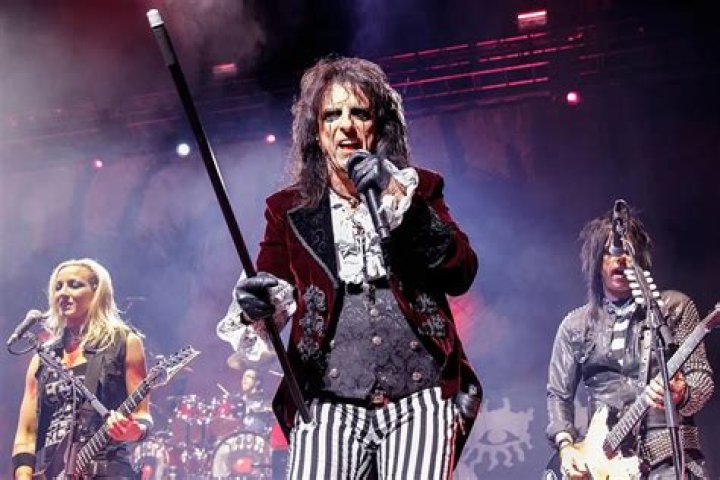 ALICE COOPER'S HOLLYWOOD WALK OF FAME CEREMONY. PICTURE UK PRESS Stock