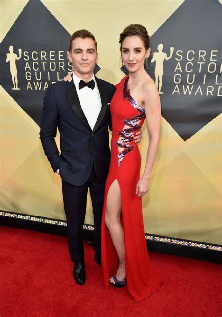 Alison Brie Helped Dave Franco&rsquo;s Nerves By Running Naked IG Video