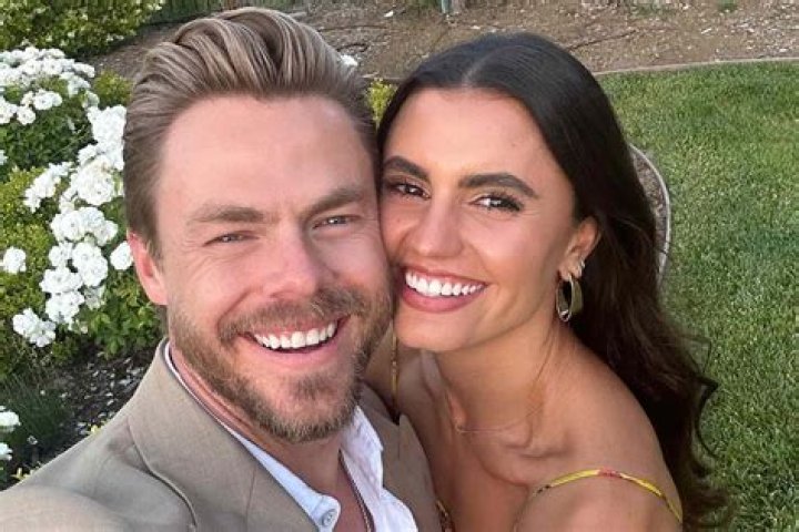 All About Derek Hough and Julianne Hough's BrotherSister Relationship