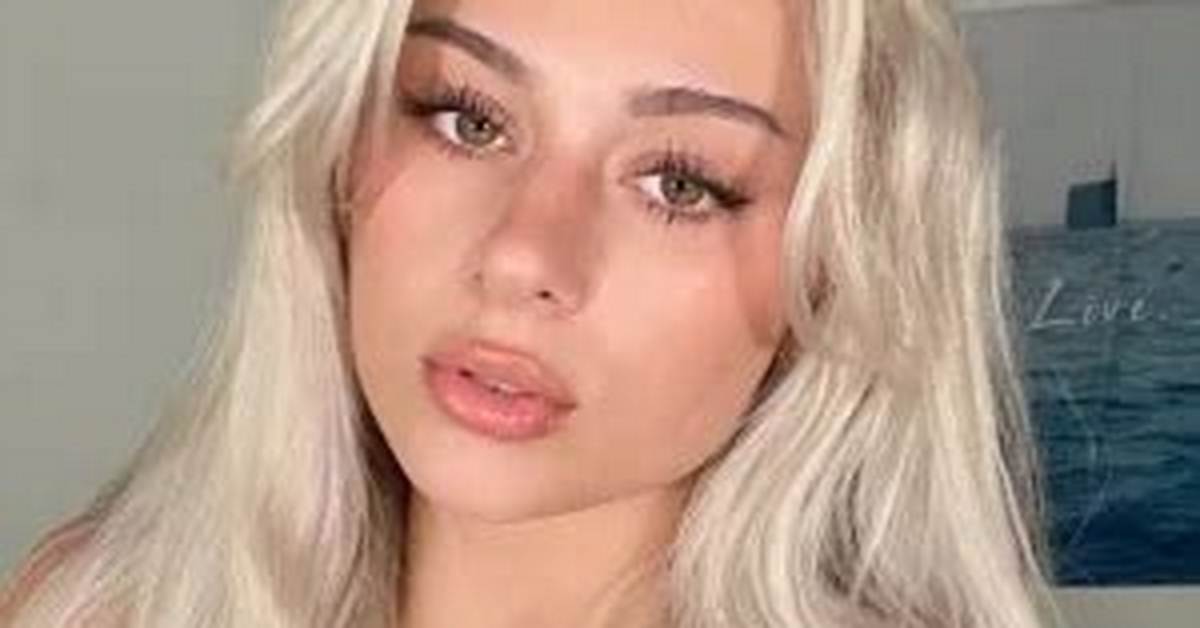 All About Foxkirsten I Age, Net Worth, Relationship, Career