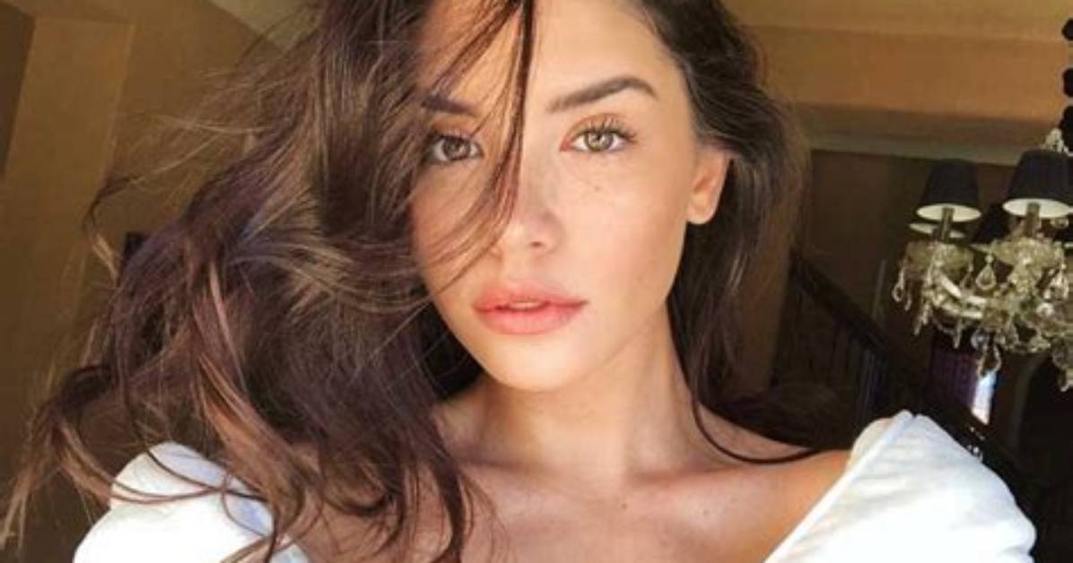 All About Grace Moorea Phillips | Net Worth, Relationship, Career