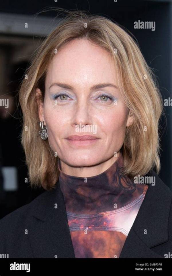 Amber Valletta