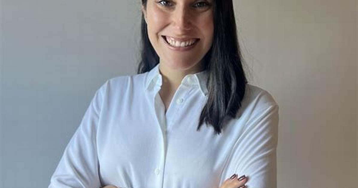 Andrea Fern%C3%A1Ndez Net Worth 150. Jpg