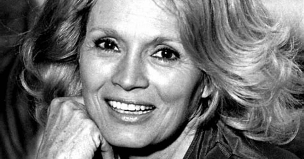 Angie Dickinson – Biography, Facts & Life Story