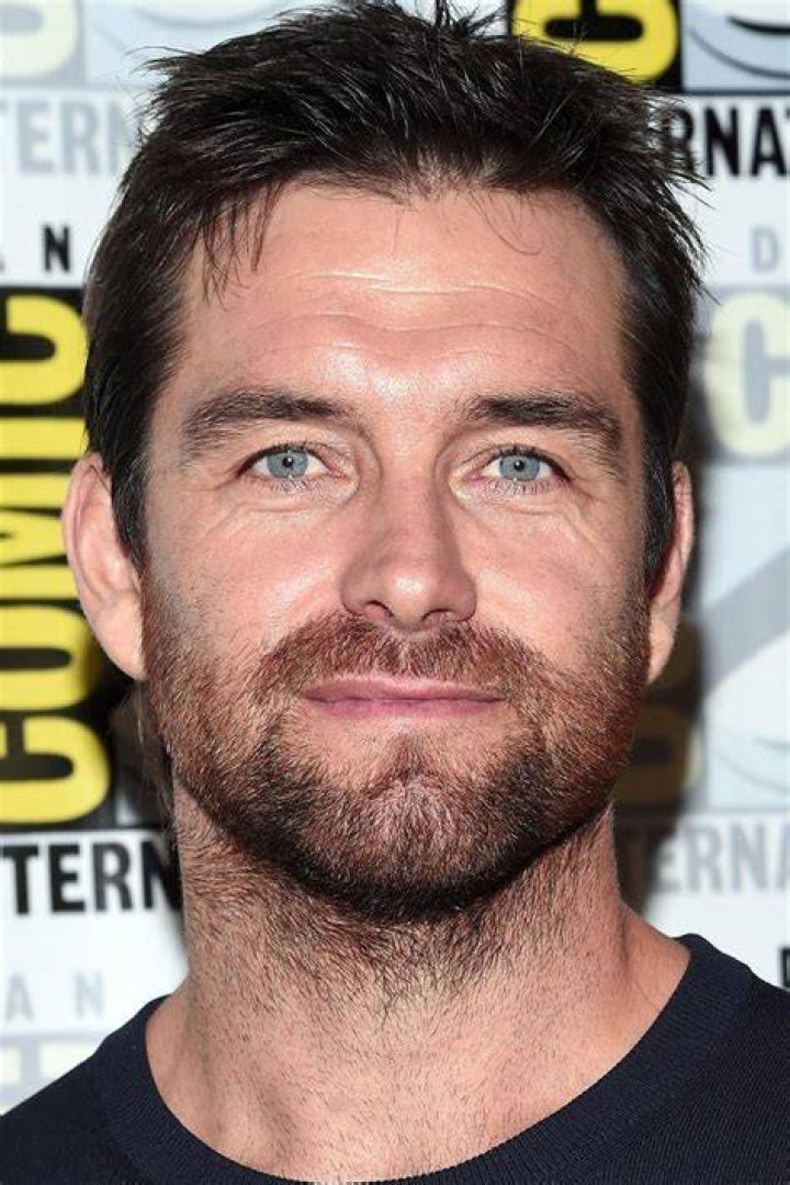 Antony Starr Reacts to Hilariously Violent &lsquo;The Boys&rsquo; Meme Never