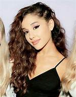 Ariana Grande's Natural Hair Is Adorable