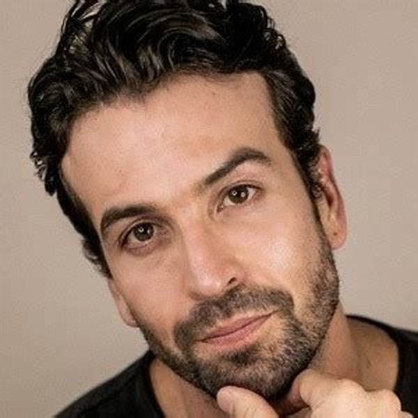 Armand Aucamp Net Worth