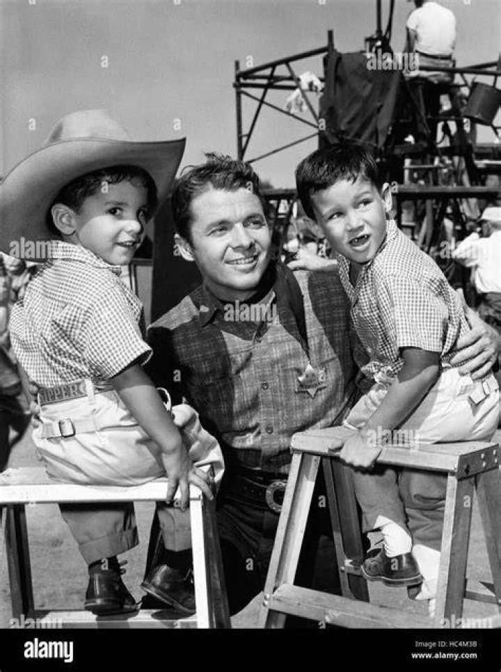 Audie Murphy with his sons Terry and Skipper! c.1958 (With images