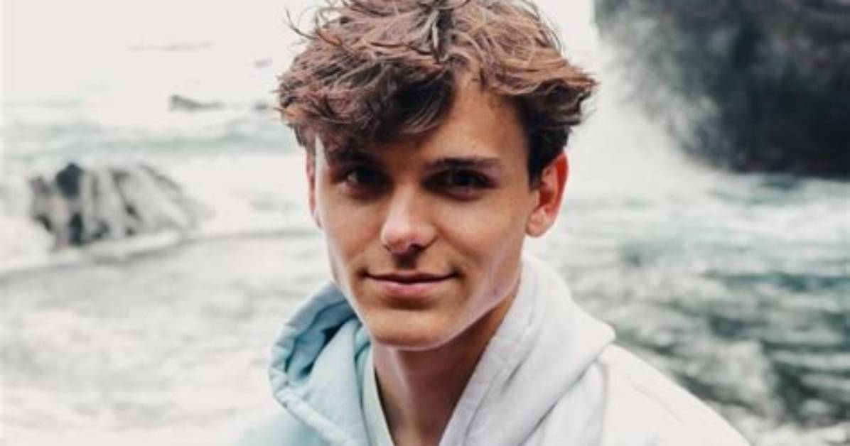 Aydon Holley- Biography, Height, Net Worth, Girlfriend