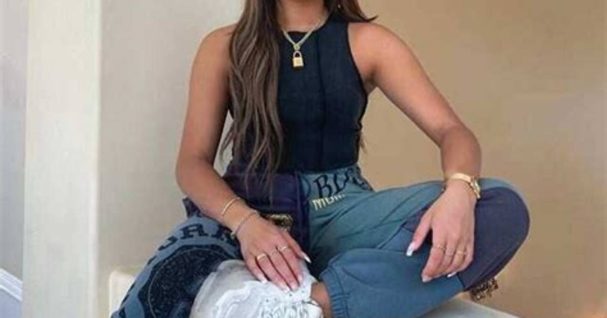 Azra_Lifts Net Worth