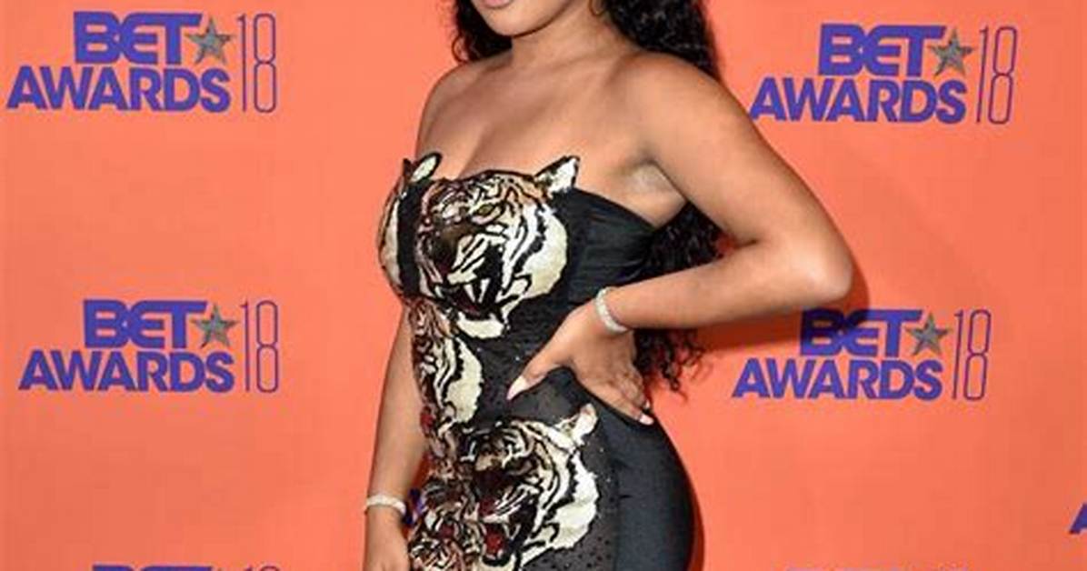 B Simone’s Biography: Age, Birthday, Ethnicity, Boyfriend, Net Worth