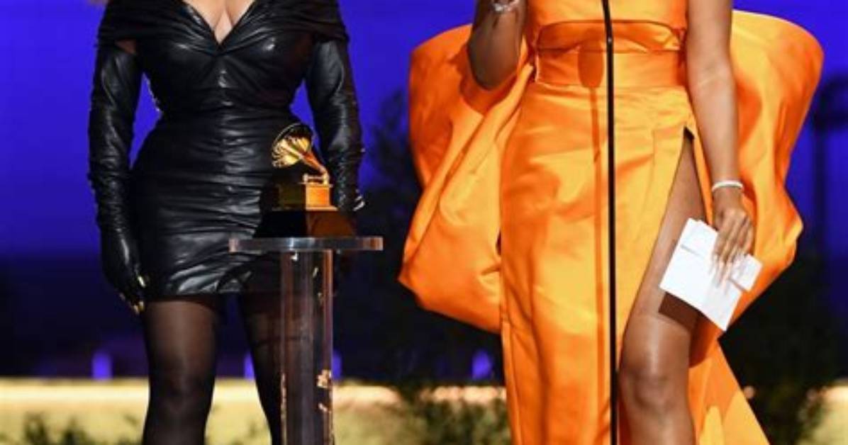 Beyonc%C3%A9 and Kelly Rowland Build 31 Permanent 1200. Jpg
