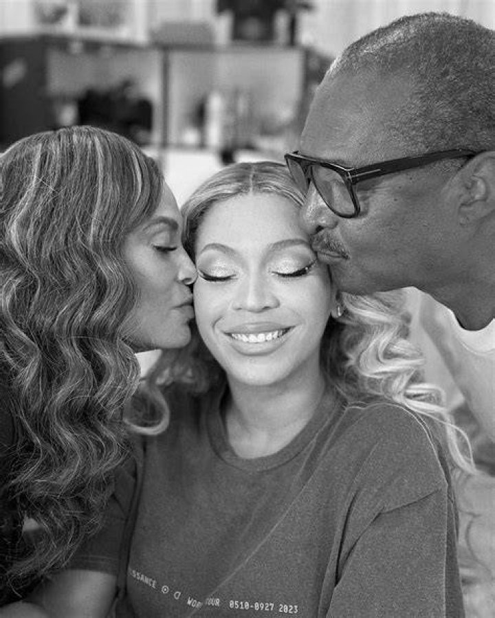Beyonc&eacute; Shares Rare Family Photos of Kids Blue Ivy, Rumi and Sir