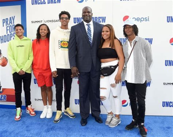&lsquo;Big father&rsquo; Legend Shaq O&rsquo;Neil is a loving father of 6 children with