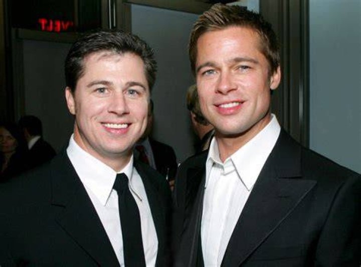 Brad and Doug Pitt Celebrities With Their Siblings Pictures