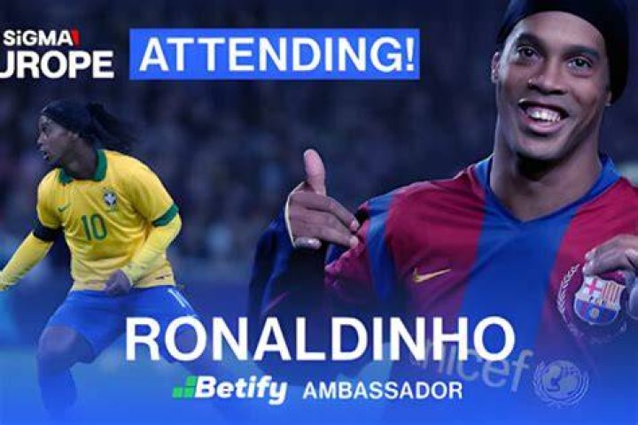 Brazilian legend Ronaldinho to come out of retirement at 39 to play for