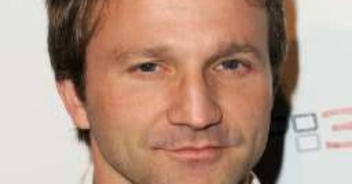 Breckin Meyer Movies, Bio, Wiki, Age, Height, Wife, in Clueless, Garfield, and Net Worth