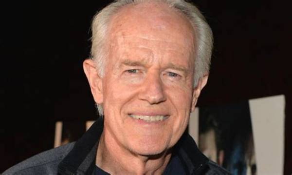 Brioni Farrell Net Worth