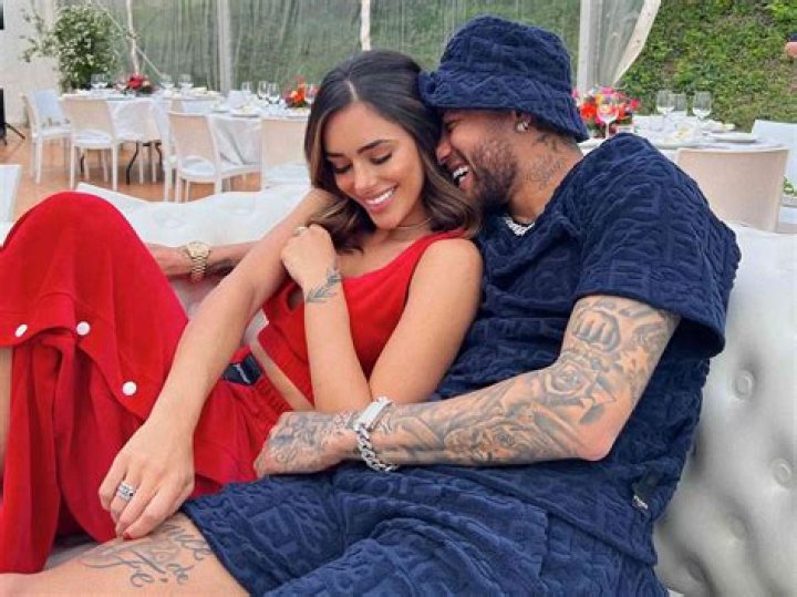Bruna Biancardi (Neymar’s Girlfriend) Age, Family, Biography & More