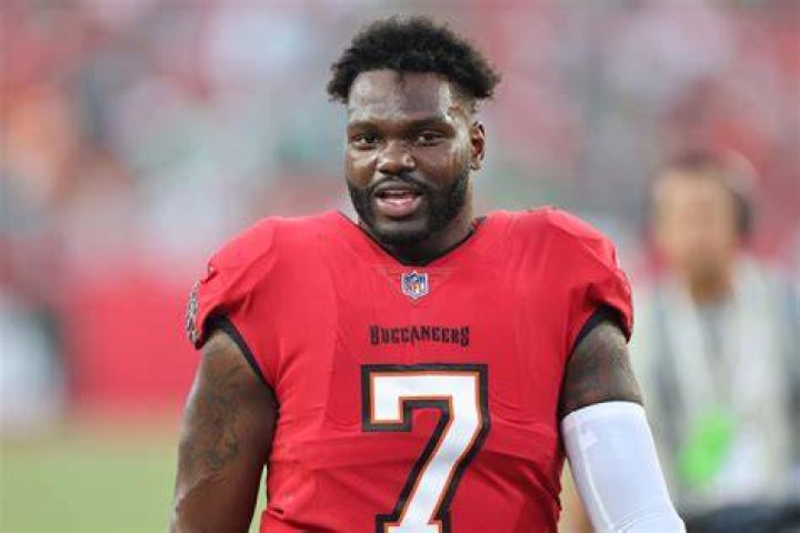 Bucs&rsquo; Shaquil Barrett on expecting another baby girl after tragic death