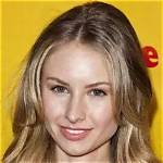 Caitlin Thompson Net Worth – How Much Is Caitlin Thompson Worth?