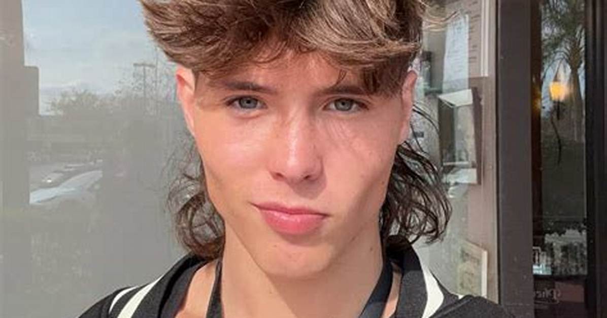 Caleb Coffee Bio, Wiki, Age, Girlfriend, Tiktok, Mullet, Abs, and Net Worth