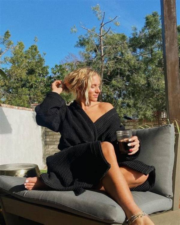 Calyx Hampton Feet (109 Photos) Sexy Feets