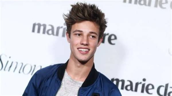 Cameron Dallas Age, Parents, Girlfriend, Net Worth, Wiki