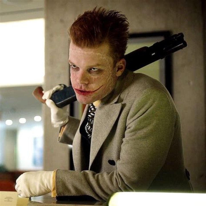 Cameron Monaghan As Joker In Gotham Tv Show Wallpaper,HD Tv Shows