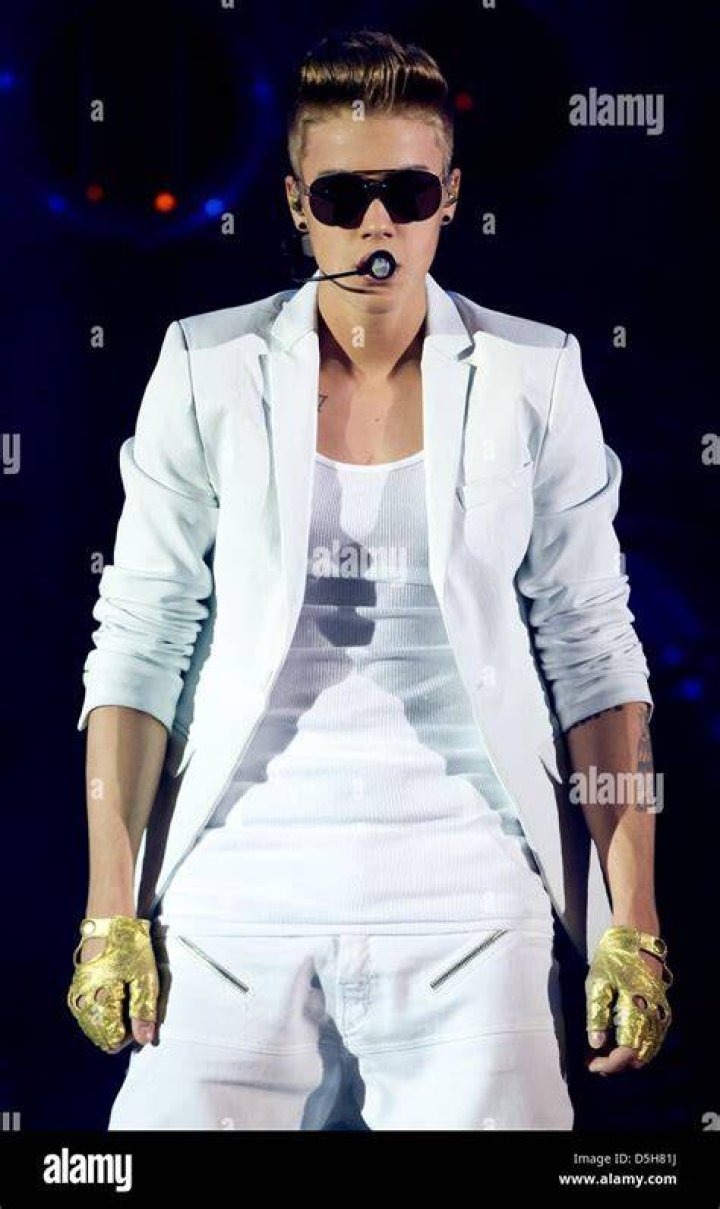 Canadian Pop Star Justin Bieber Cancels Israel Concert I24NEWS