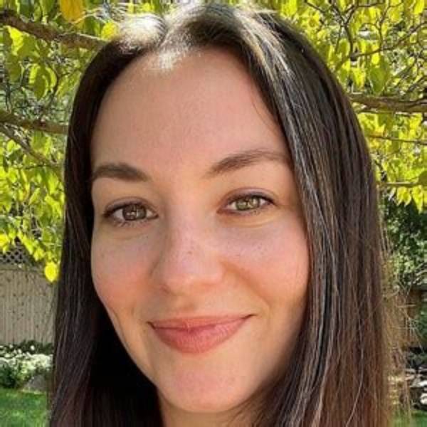 Carly Heitlinger Net Worth