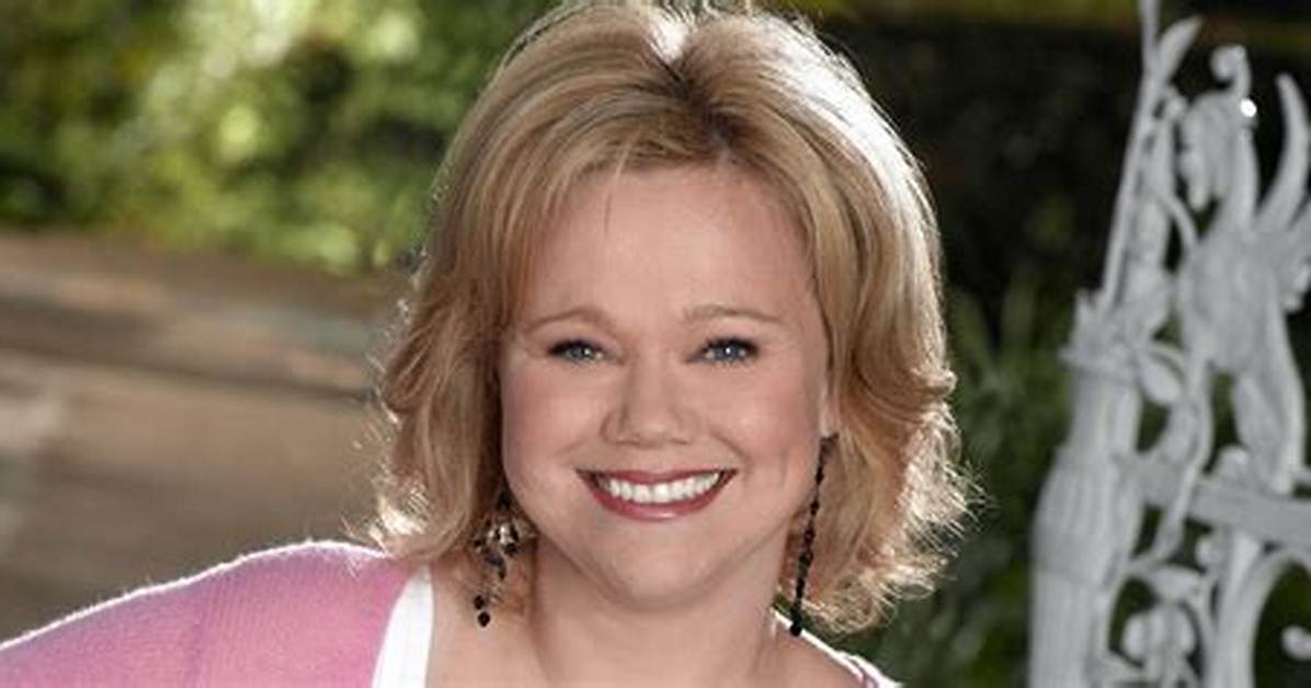 Caroline Grant Net Worth