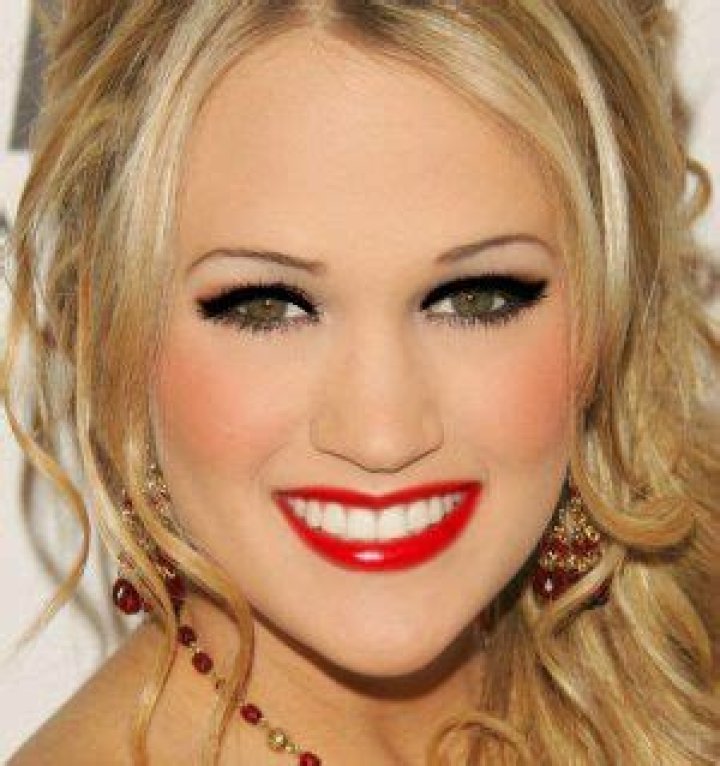 carrie underwood red lipstick Google Search Celebrity Faces